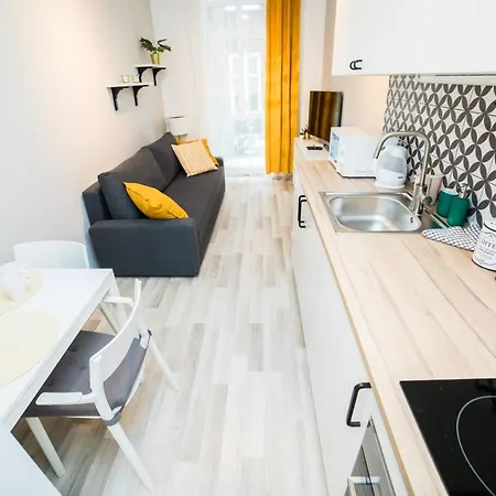 Hey Stay Apartment With Private Garden Torun Exterior photo