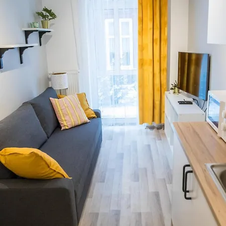 Hey Stay Apartment With Private Garden Torun Exterior photo