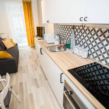 Hey Stay Apartment With Private Garden Torun Exterior photo